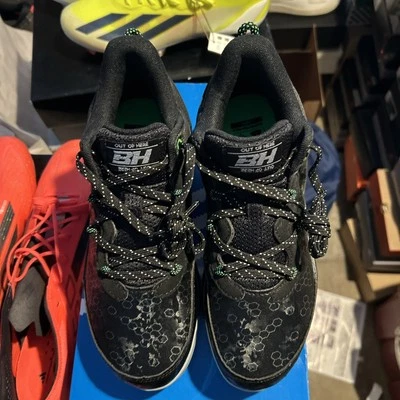 Under Armour Boys BH Bryce Harper 8 mid RM baseball Cleats Black Sz 6Y 6 New - Image 1 of 4