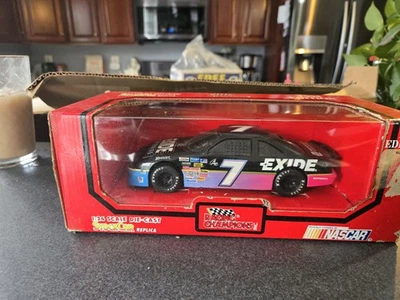 Racing Champions 1:24 94 Diecast Car #7 Geoff Bodine Exide Battery Ford  - Image 1 of 4
