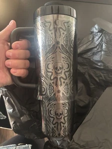 Stanley THE HALLOWEEN QUENCHER H2.0 FLOWSTATE™ BECHER | 30 UNZEN - Bild 1 von 7