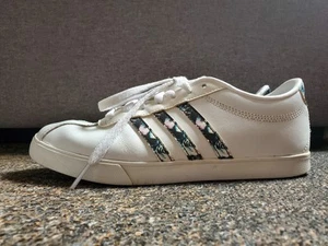 Adidas Court Set Summery White Floral Womens Comfortable Trainers size 5.5 - Picture 1 of 12