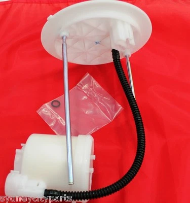 TOYOTA KLUGER FUEL FILTER GSU4# NEW GENUINE 7702448040 - image 1 of 4