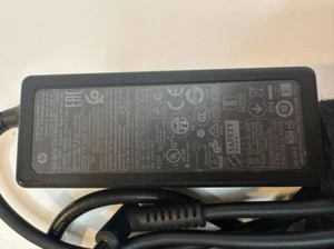 HP LADEGERÄT ENDSTÜCK BLAU 65W ORIGINAL - Bild 1 von 3