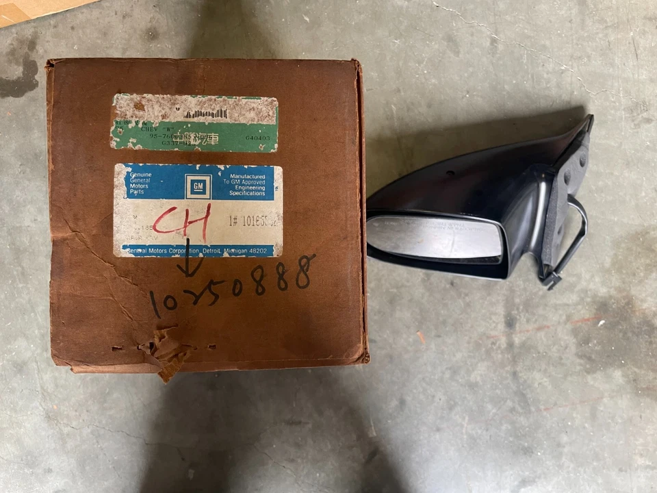 Genuine GM Front Right Passenger Side Rear View Mirror For Chevy Lumina 10250888 Foto 1 de 1