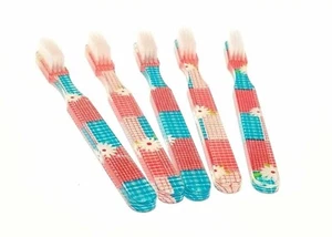 5er-Pack Vintage rot-blau kariertes Design Zahnbürste von Alan Stuart aus New York - Bild 1 von 2