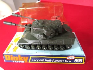 Vintage Dinky 696, LEOPARD ANTI-AIRCRAFT TANK , 1970s VGC in original box - Picture 1 of 16
