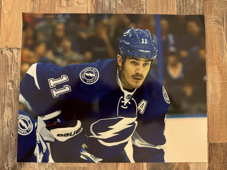 Brian Boyle 8x10 Photo Tampa Bay Lightning - Image 1 of 1