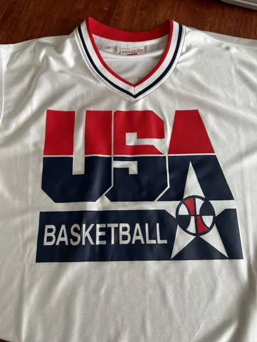 Mitchell and Ness Karl Malone USA Basketball 1992 Shooting Shirt XL Cover