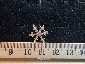 Vintage Sterling Silver Snowflake Bracelet/Necklace Charm/Pendant Tested+ - Picture 1 of 2
