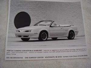 1992 PONTIAC SUNBURST  CONVERTIBLE   8X10 PRESS PHOTO - Picture 1 of 1
