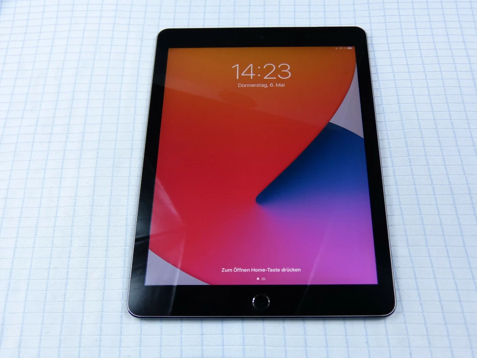 Apple iPad Pro 1.Gen 256GB, Wi-Fi + 4G 9,7 Zoll Space Grau! TOP ZUSTAND! - Bild 1 von 4