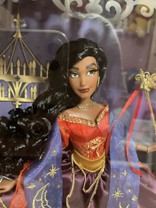 Esmeralda Designer masquerade Limited Edition doll disney Store - Imagen 1 de 7