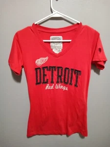 Womans L NHL Vibrant Red Short Sleeve Tee with Detroit Design - Picture 1 of 4