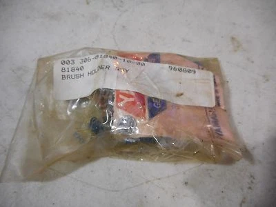 MONTAJE PORTA CEPILLO YAMAHA TX650A 306-81840-10-00 Foto 1 de 4
