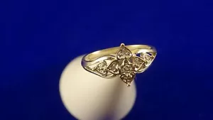 Pretty 9ct Gold ART DECO STYLE DIAMOND CLUSTER RING Small Sz K 1/2 Hm 86H - Picture 1 of 12