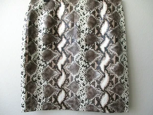 JACLYN SMITH SNAKE DESIGN SKIRT SIZE 14 - NEW - Picture 1 of 4