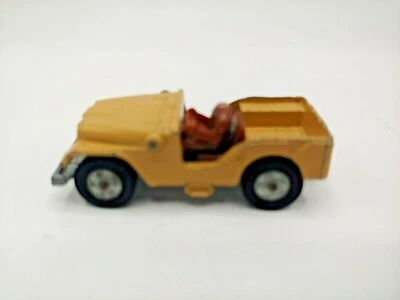 Raro coche Jeep Corgi Juniors Die Cast Tan C-C11 Foto 1 de 4