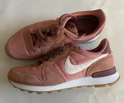 Nike Internationalist Low Terra Blush Guava Ice 828407-210 Women's 7 - Image 1 of 4