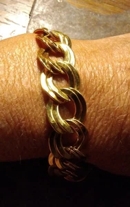 Large Link Bracelet Double Oval Gold Tone Fold Over Clasp Classic 7" Statement - Picture 1 of 7