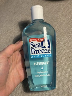 Sea Breeze Piel sensible astringente fresca y limpia 10 oz por Sea Breeze Foto 1 de 3