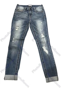 *Women's Mud Capri Distressed Style Jeans Size 5 Five Pocket Zip/ Button Closure - Picture 1 of 4