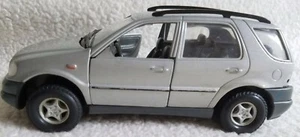 Welly ~  Mercedes Benz ~ Diecast ~  Silver ~ Pull back Action ~ 1:32 Scale  - Picture 1 of 7