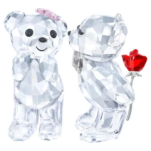 SWAROVSKI CRYSTAL KRIS BEAR A LOVELY SURPRISE WITH ROSE 5705324 + EXPRESS POST - Picture 1 of 6