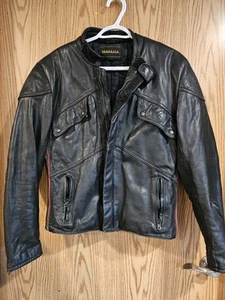 Vtg Yamaha Leather Jacket Mens 38 Black Biker Moto Classic Bomber - Foto 1 di 22