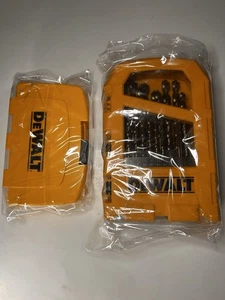 DEWALT Bohrer-Sets (2) mit robusten Koffern. 4 kleine Bits fehlen.  Siehe Fotos - Bild 1 von 19