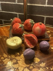 8 adornos navideños de vidrio de frutas vintage - pintados a mano y brillantes - Imagen 1 de 15