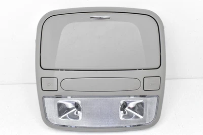 2004 2006 Kia Amanti Front Console Center Dome Light Gray OEM - Image 1 of 4