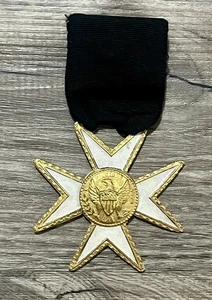 Vintage Masonic Knights Templar Order of Malta Medal Ribbon Free Masons - Picture 1 of 4