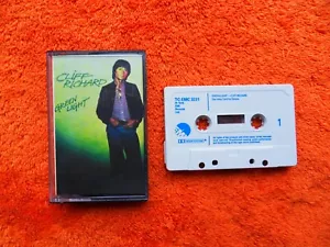 CLIFF RICHARD - GREEN LIGHT - music cassette tape - Foto 1 di 6