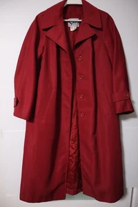 Vintage Sanro Melbourne burgundy red colour long women's coat size 12 - Picture 1 of 3