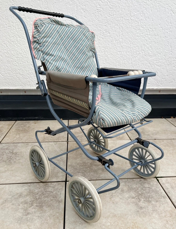 Puppenwagen – Buggy – 1980er Jahre – blau/grau – mit Fußsack – mit Macken - Bild 1 von 4