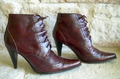 BOTINES DE TACÓN ALTO CON CORDONES DE CUERO ROJO OSCURO PAZZO AÑOS 90 DE COLECCIÓN ~ 8 M ~ USADOS UNA VEZ ~ EN CAJA Foto 1 de 4