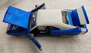 JADA-1970 Bright Blue Dodge Charger With Racing Stipe on Rear - 1/24 Diecast Car - Picture 1 of 16