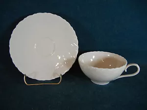 Set(i) tazze e piattini scultura Lenox - Foto 1 di 3