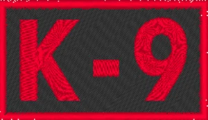 Parche K-9 con sujetador marca VELCRO® emblema táctico para perro rojo - Imagen 1 de 1