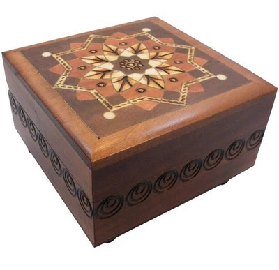 Kaleidoscope - Secret Wooden Puzzle Box - Image 1 of 4