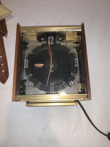 Vintage Stancraft Projection Clock 70s Clear Front Copper Hands Cover