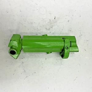 2006 Arctic Cat Crossfire 700 LEFT FRONT STEERING ARM SPINDLE KNUCKLE - Picture 1 of 5