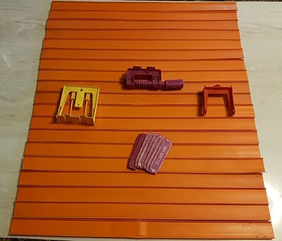 MATTEL HOT WHEELS- 19 Two Foot Tracks with Extras Pre-Owned 1967 - Image 1 of 4