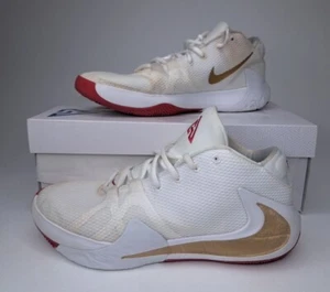 Size 10 - Nike Zoom Freak 1 Roses 2019 Giannis White/Metallic Gold w/ Box - Picture 1 of 16