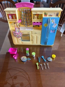 Barbie Decor Collection Kitchen Playset Yellow 2002 Mattel Living In Style - Picture 1 of 5