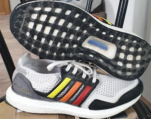 Adidas UltraBoost S&L Pride Sneaker Laufschuhe Turnschuhe weiß FY5347 Gr. 36 2/3 - Bild 1 von 2