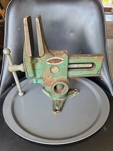Vintage Will-Burt Versa Vise Base 2 1/2" Wide Jaws Gunsmithing - Picture 1 of 13