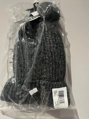 Volcom Lula Beanie Hat One Size Unisex Black Brand New with Tags ❄️ - Image 1 of 3