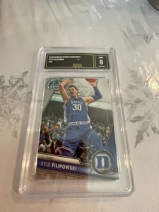 KYLE FILIPOWSKI DUKE 2023 BOWMAN CROMO UNIVERSIDAD RC # 23 GRADO 9 L@@K - Imagen 1 de 2