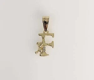 Gold Plated Letter Initial "F" Pendant Jewelry Fashion Oro Letra Inicial Dije - Picture 1 of 2