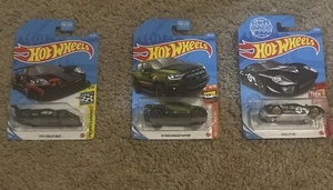 FORD LOT OF 3 2016 ford gt race, 19 Ford Ranger Raptor, Ford GT40 hot wheels - Picture 1 of 2